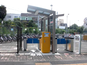 立川市西国立有料自転車等駐車場、個別ロック式管制システム導入実績写真1